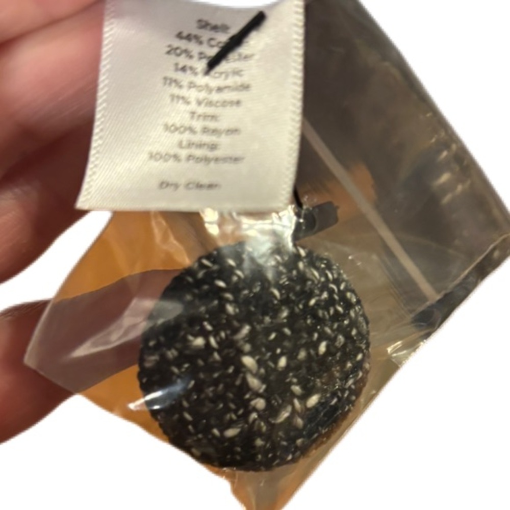 ✨NWT Talbots Black & White Tweed Blazer with Grosgrain Trim - Classic Chic!✨ - Picture 14 of 15